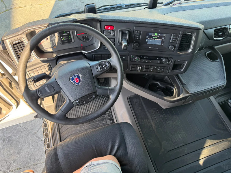 Container transporter/ Swap body truck Scania R410 EURO 6 NGS BDF CHASSIS: picture 12 Container transporter/ Swap body truck Scania R410 EURO 6 NGS BDF CHASSIS: picture 12