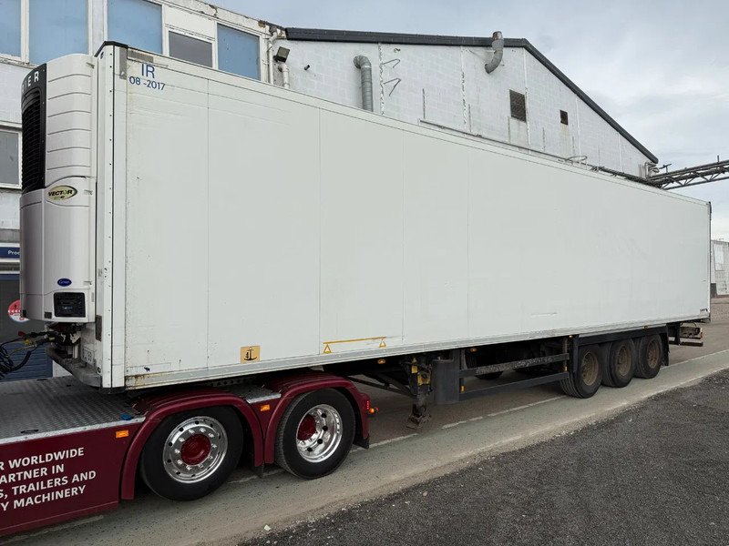 Schmitz Cargobull Schmitz Cargobull PRICES FROM €6950 TO €8950,- 40 X CARRIER 1850 MT D/E SAF AXELS - Refrigerator semi-trailer: picture 1 Schmitz Cargobull Schmitz Cargobull PRICES FROM €6950 TO €8950,- 40 X CARRIER 1850 MT D/E SAF AXELS - Refrigerator semi-trailer: picture 1