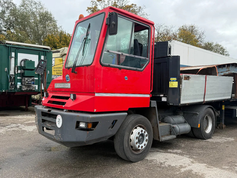 Terberg YT 180 4X2 - HUB REDUCTION + NL REGISTRATION! - Terminal tractor: picture 1 Terberg YT 180 4X2 - HUB REDUCTION + NL REGISTRATION! - Terminal tractor: picture 1