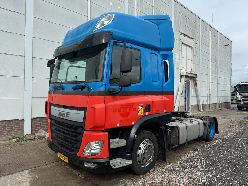 DAF CF 400 4X2 EURO 6 - Tractor unit: picture 1 DAF CF 400 4X2 EURO 6 - Tractor unit: picture 1