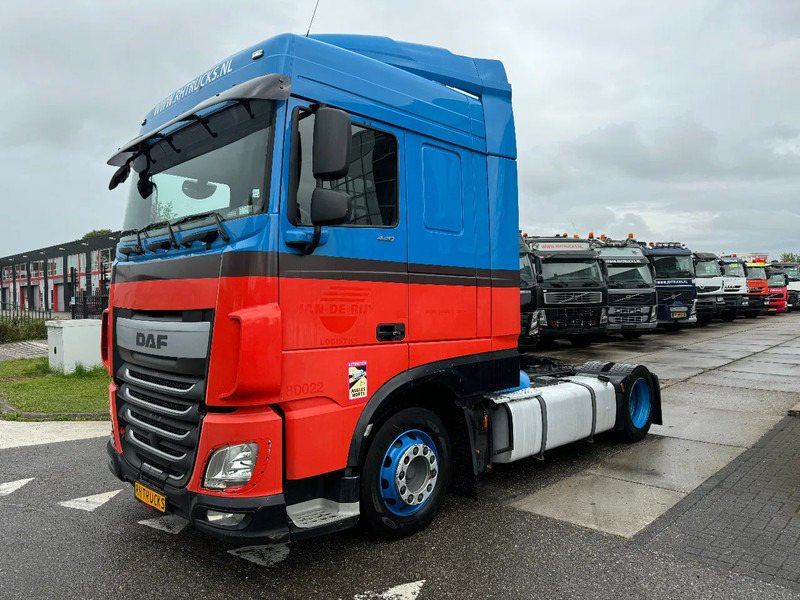 DAF XF 440 4X2 EURO 6 MEGA LOW DECK - Tractor unit: picture 1 DAF XF 440 4X2 EURO 6 MEGA LOW DECK - Tractor unit: picture 1