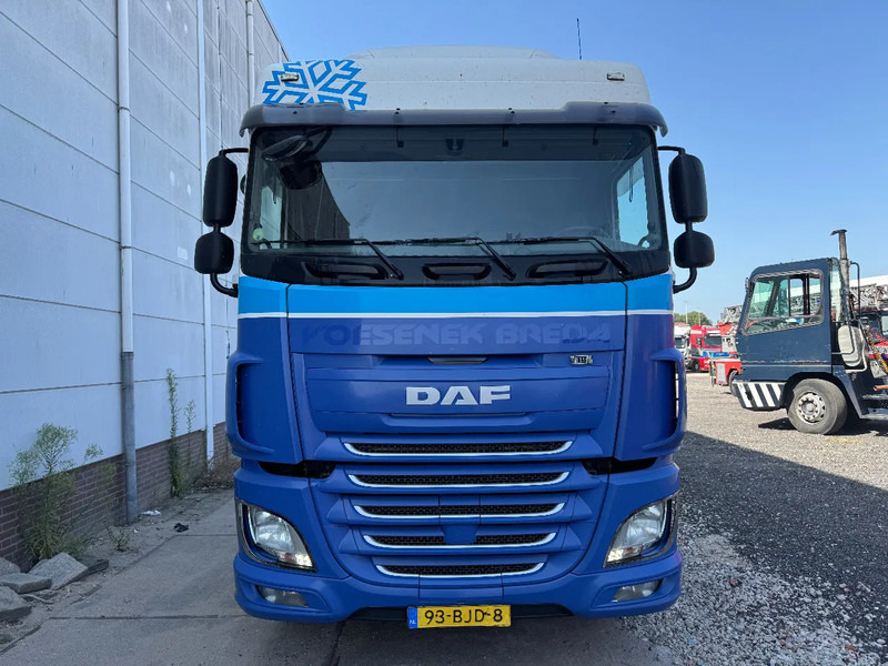 DAF XF 440 4X2 EURO 6 STANDARD TÜV TILL 04-2026 - Tractor unit: picture 2 DAF XF 440 4X2 EURO 6 STANDARD TÜV TILL 04-2026 - Tractor unit: picture 2