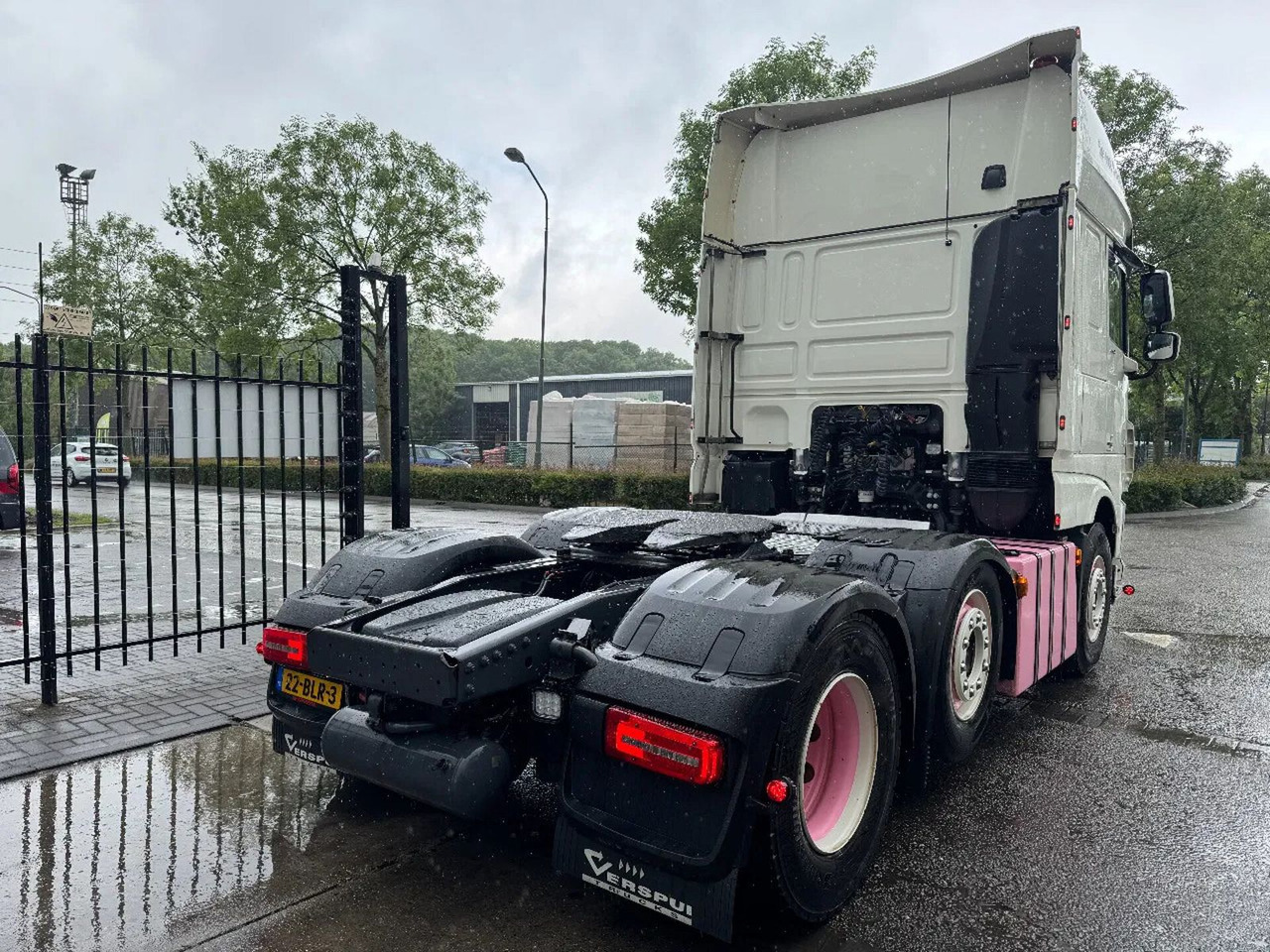 DAF XF 480 6X2 - EURO 6 + LIFT/STEERING AXLE + RETAR - Tractor unit: picture 5 DAF XF 480 6X2 - EURO 6 + LIFT/STEERING AXLE + RETAR - Tractor unit: picture 5