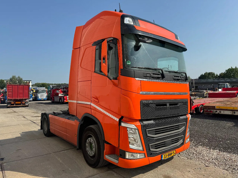 Volvo FH 500 4X2 EURO 6 SKIRTS STANDKLIMA - Tractor unit: picture 3 Volvo FH 500 4X2 EURO 6 SKIRTS STANDKLIMA - Tractor unit: picture 3
