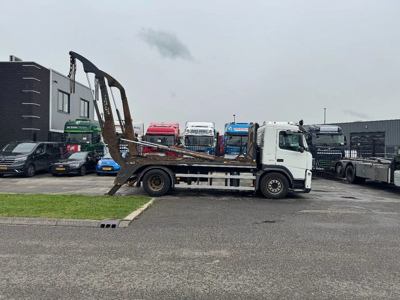 Volvo FM 330 4X2 EURO 5 JOAB SKIP LOADER - Tipper: picture 5 Volvo FM 330 4X2 EURO 5 JOAB SKIP LOADER - Tipper: picture 5