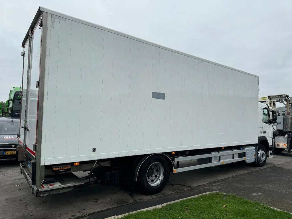 Volvo FM 330 4X2 - EURO 6 + DHOLLANDIA LIFT + ONLY 500 - Box truck: picture 5 Volvo FM 330 4X2 - EURO 6 + DHOLLANDIA LIFT + ONLY 500 - Box truck: picture 5