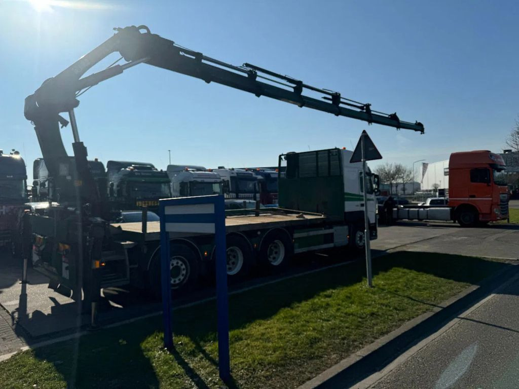 Volvo FM 500 8X4 HIAB 288 + REMOTE CONTROL 5TH + 6TH F - Crane truck, Dropside/ Flatbed truck: picture 4 Volvo FM 500 8X4 HIAB 288 + REMOTE CONTROL 5TH + 6TH F - Crane truck, Dropside/ Flatbed truck: picture 4