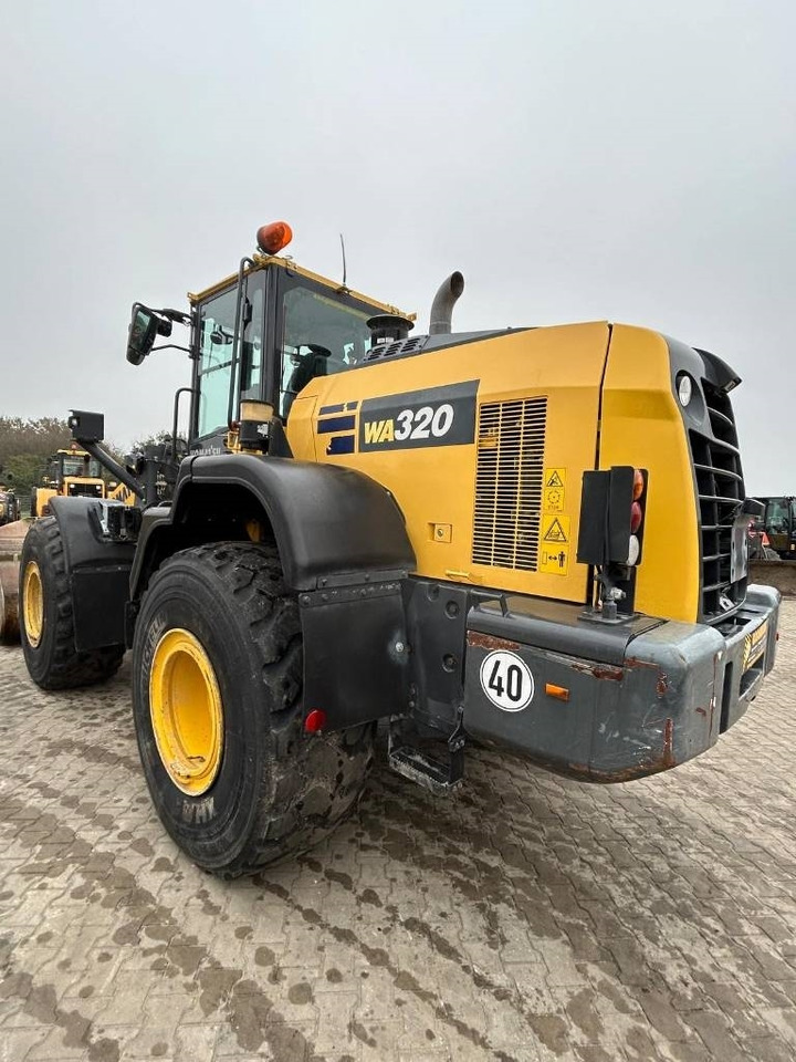 Komatsu WA 320 - Wheel loader: picture 3 Komatsu WA 320 - Wheel loader: picture 3