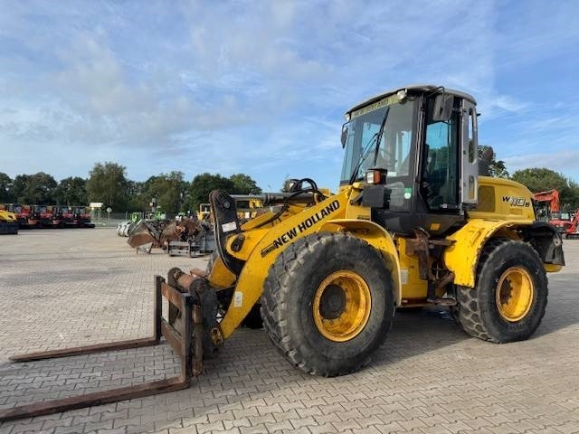 New Holland W 110 B W 110 B - Wheel loader: picture 2 New Holland W 110 B W 110 B - Wheel loader: picture 2