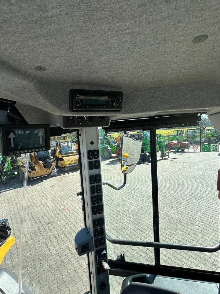 Wheel loader Volvo L 90 H: picture 10