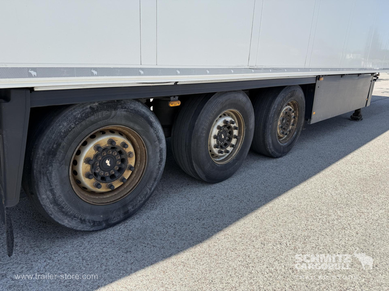 SCHMITZ Reefer Standard - Isothermal semi-trailer: picture 4 SCHMITZ Reefer Standard - Isothermal semi-trailer: picture 4