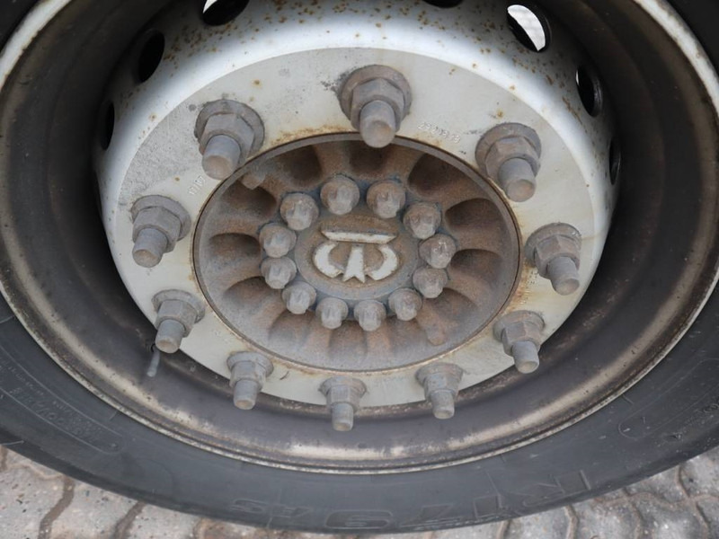 Krone 3 axle curtainside trailer - Curtainsider semi-trailer: picture 5 Krone 3 axle curtainside trailer - Curtainsider semi-trailer: picture 5