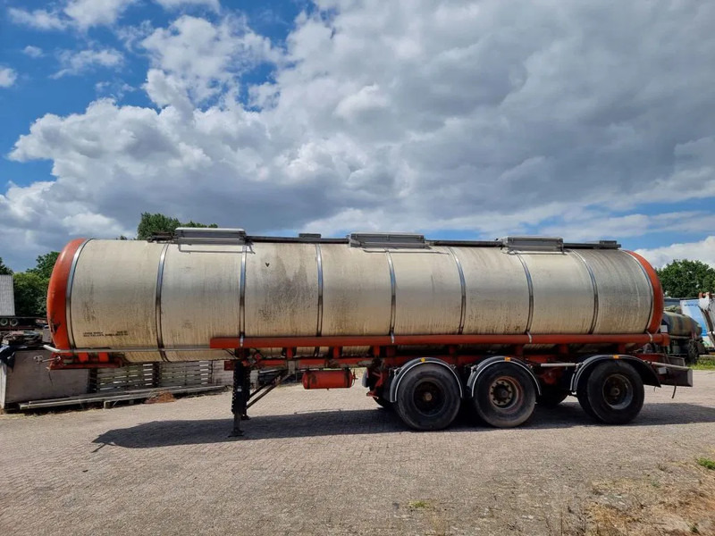 LAG Chemical - INOX - RVS - 30 m3 - 3 Comp. - Tank semi-trailer: picture 1 LAG Chemical - INOX - RVS - 30 m3 - 3 Comp. - Tank semi-trailer: picture 1