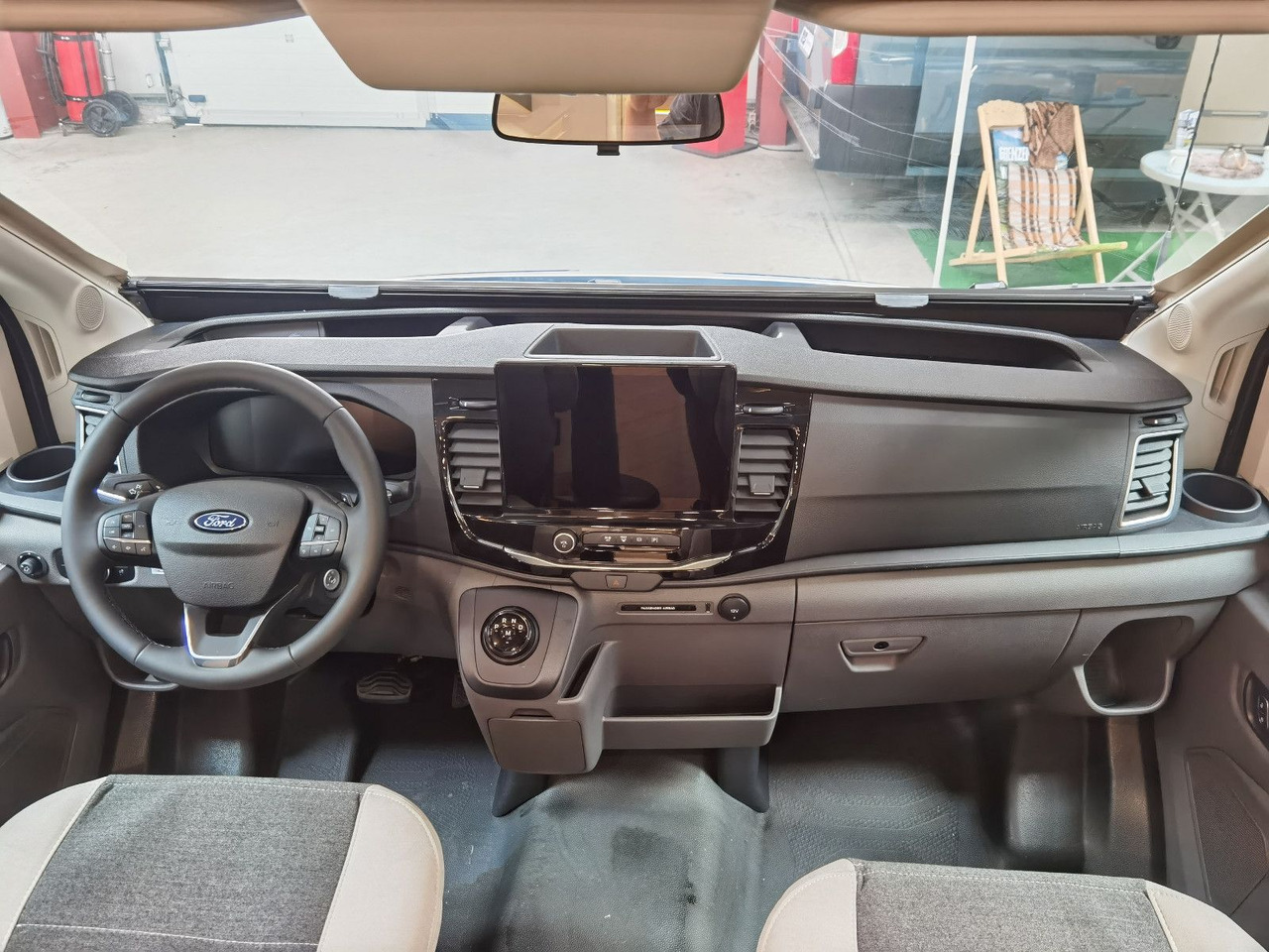 Chausson 640 TITANIUM / -2026- / XXL - HUBBETT & RAUMBAD - Semi-integrated motorhome: picture 5 Chausson 640 TITANIUM / -2026- / XXL - HUBBETT & RAUMBAD - Semi-integrated motorhome: picture 5