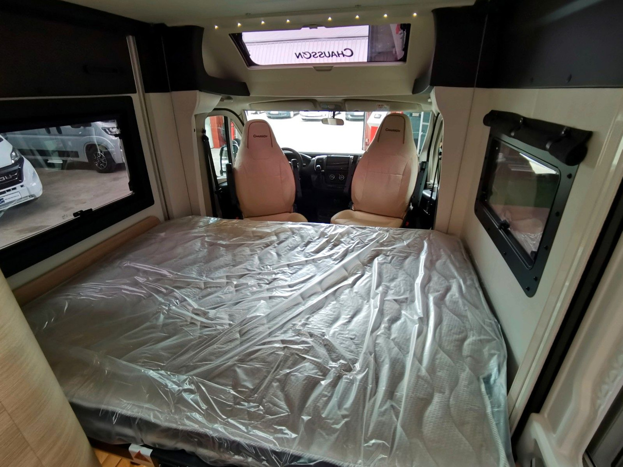 Semi-integrated motorhome Chausson X 650 EXCLUSIVE LINE / - 2025 - / XXL - HUBBETT: picture 16