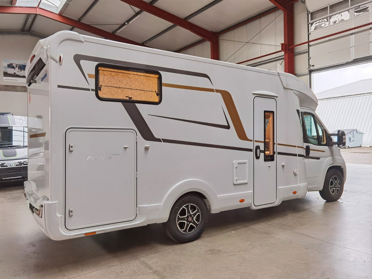 Eura Mobil PROFILA T 695 EB / 140PS/ MONDIAL / EINZELBETTEN - Semi-integrated motorhome: picture 4 Eura Mobil PROFILA T 695 EB / 140PS/ MONDIAL / EINZELBETTEN - Semi-integrated motorhome: picture 4