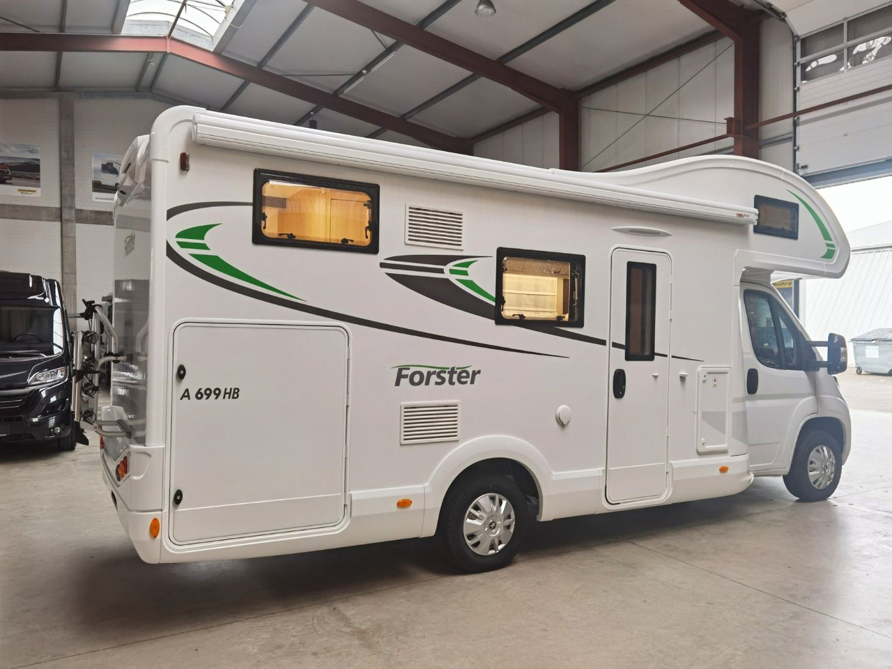 Forster A 699 HB /140PS / VB - ZUBEHÖR-PAKET/ 6x SITZP. - Alcove motorhome: picture 4 Forster A 699 HB /140PS / VB - ZUBEHÖR-PAKET/ 6x SITZP. - Alcove motorhome: picture 4