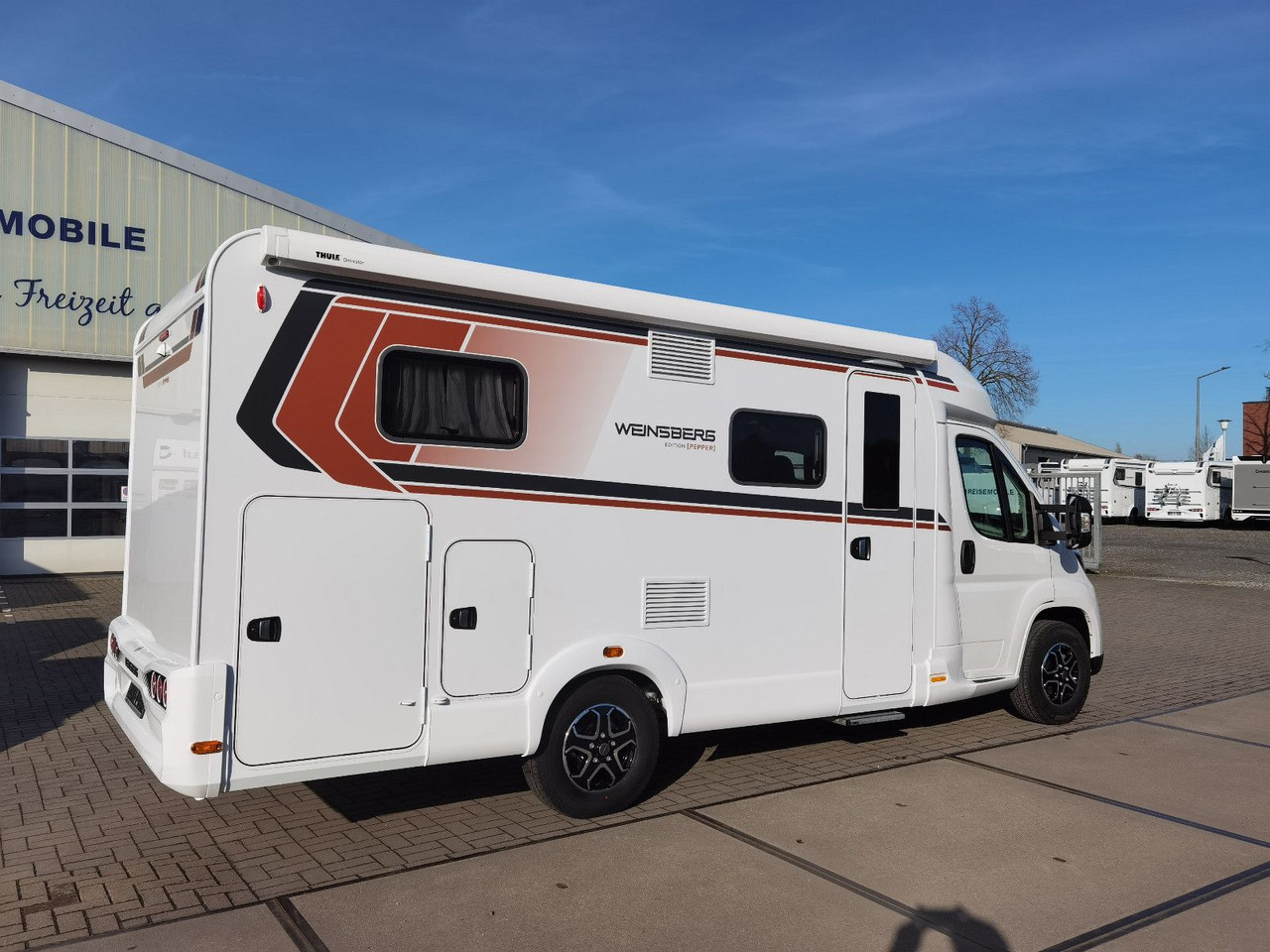 Weinsberg CARACOMPACT 600 MEG PEPPER / 180PS- 8G-AUTOMATIK Weinsberg CARACOMPACT 600 MEG PEPPER / 180PS- 8G-AUTOMATIK - Semi-integrated motorhome: picture 4 Weinsberg CARACOMPACT 600 MEG PEPPER / 180PS- 8G-AUTOMATIK Weinsberg CARACOMPACT 600 MEG PEPPER / 180PS- 8G-AUTOMATIK - Semi-integrated motorhome: picture 4