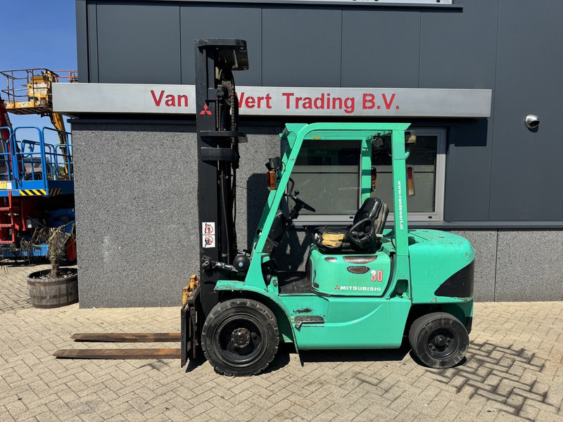 Mitsubishi FD30K - Diesel forklift: picture 1 Mitsubishi FD30K - Diesel forklift: picture 1