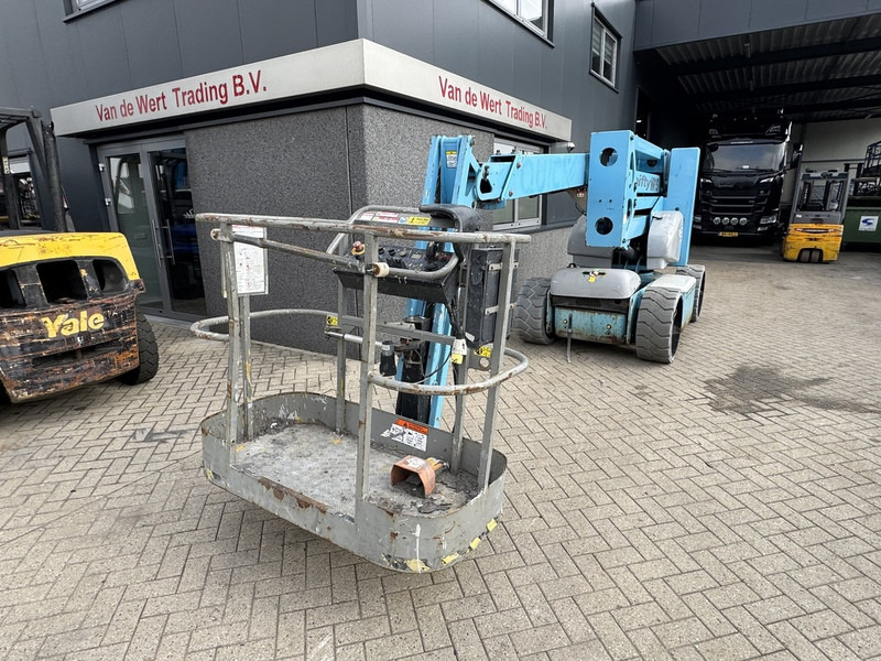 Niftylift HR15NDE Hoogwerker / Arbeitsbuhne 15.5M HYBRIDE ACCU/DIESEL 1365uur 2010 - Articulated boom: picture 3 Niftylift HR15NDE Hoogwerker / Arbeitsbuhne 15.5M HYBRIDE ACCU/DIESEL 1365uur 2010 - Articulated boom: picture 3