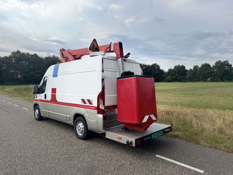 Peugeot BOXER 2.2HDI 12.5mtr werkhoogte 2016 - Truck mounted aerial platform: picture 4 Peugeot BOXER 2.2HDI 12.5mtr werkhoogte 2016 - Truck mounted aerial platform: picture 4