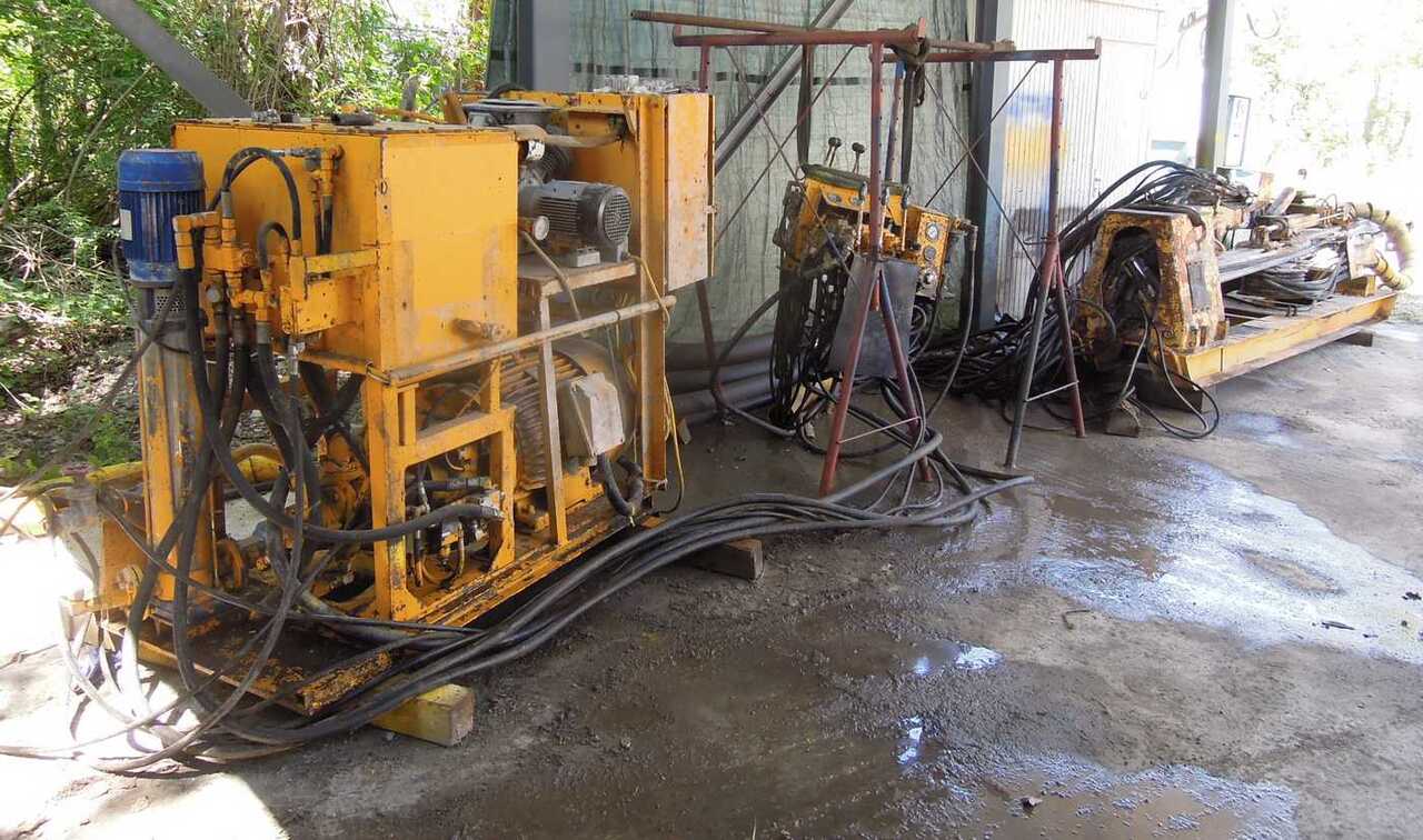 AtlasCopco BUT 6 EH drill boom - Tunneling equipment: picture 3 AtlasCopco BUT 6 EH drill boom - Tunneling equipment: picture 3