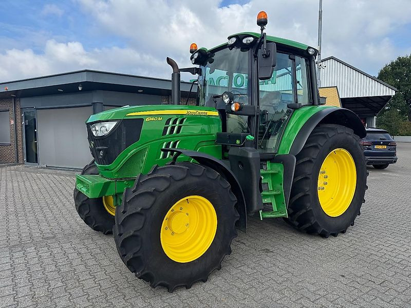 John Deere 6140M AQ+ 40KM 2022 1795 UUR TLS MCS LUCHTDRUK!!! - Farm tractor: picture 1 John Deere 6140M AQ+ 40KM 2022 1795 UUR TLS MCS LUCHTDRUK!!! - Farm tractor: picture 1