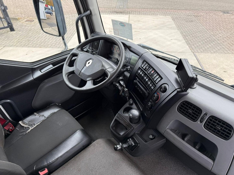 Refrigerator truck Renault D210.14 Frigobox Multitemp + Taillift THERMO KING T800R: picture 19 Refrigerator truck Renault D210.14 Frigobox Multitemp + Taillift THERMO KING T800R: picture 19