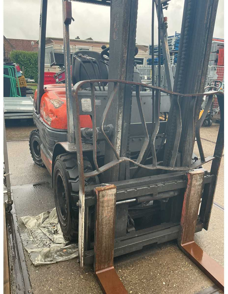 1995 TOYOTA 02 6FDF 30 FORKLIFT - Forklift: picture 2 1995 TOYOTA 02 6FDF 30 FORKLIFT - Forklift: picture 2