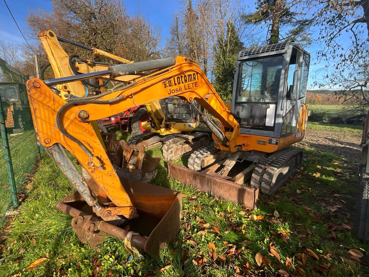 2001 HANIX H36B MINI EXCAVATOR - Mini excavator: picture 1 2001 HANIX H36B MINI EXCAVATOR - Mini excavator: picture 1
