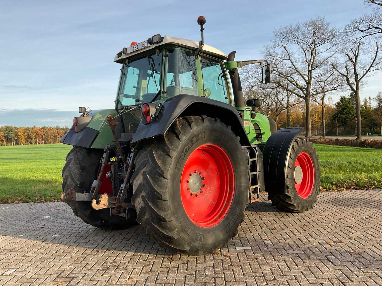 2004 FENDT 916 VARIO TMS ALL-WHEEL DRIVE AGRICULTURAL TRACTOR - Farm tractor: picture 5 2004 FENDT 916 VARIO TMS ALL-WHEEL DRIVE AGRICULTURAL TRACTOR - Farm tractor: picture 5