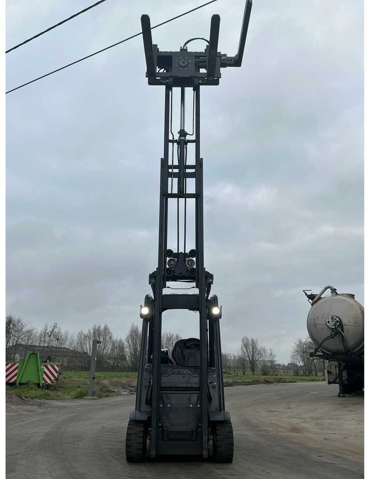 2017 LINDE E20PL-02 FORKLIFT - Forklift: picture 4 2017 LINDE E20PL-02 FORKLIFT - Forklift: picture 4