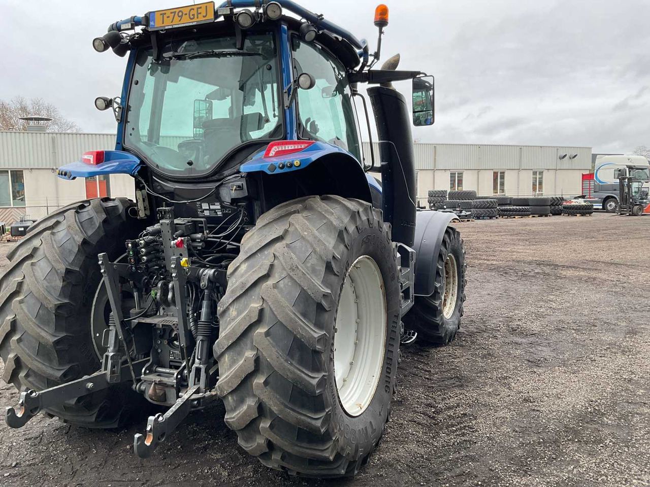 2017 VALTRA T174E ACTIVE ALL-WHEEL DRIVE FARM TRACTOR - Farm tractor: picture 5 2017 VALTRA T174E ACTIVE ALL-WHEEL DRIVE FARM TRACTOR - Farm tractor: picture 5
