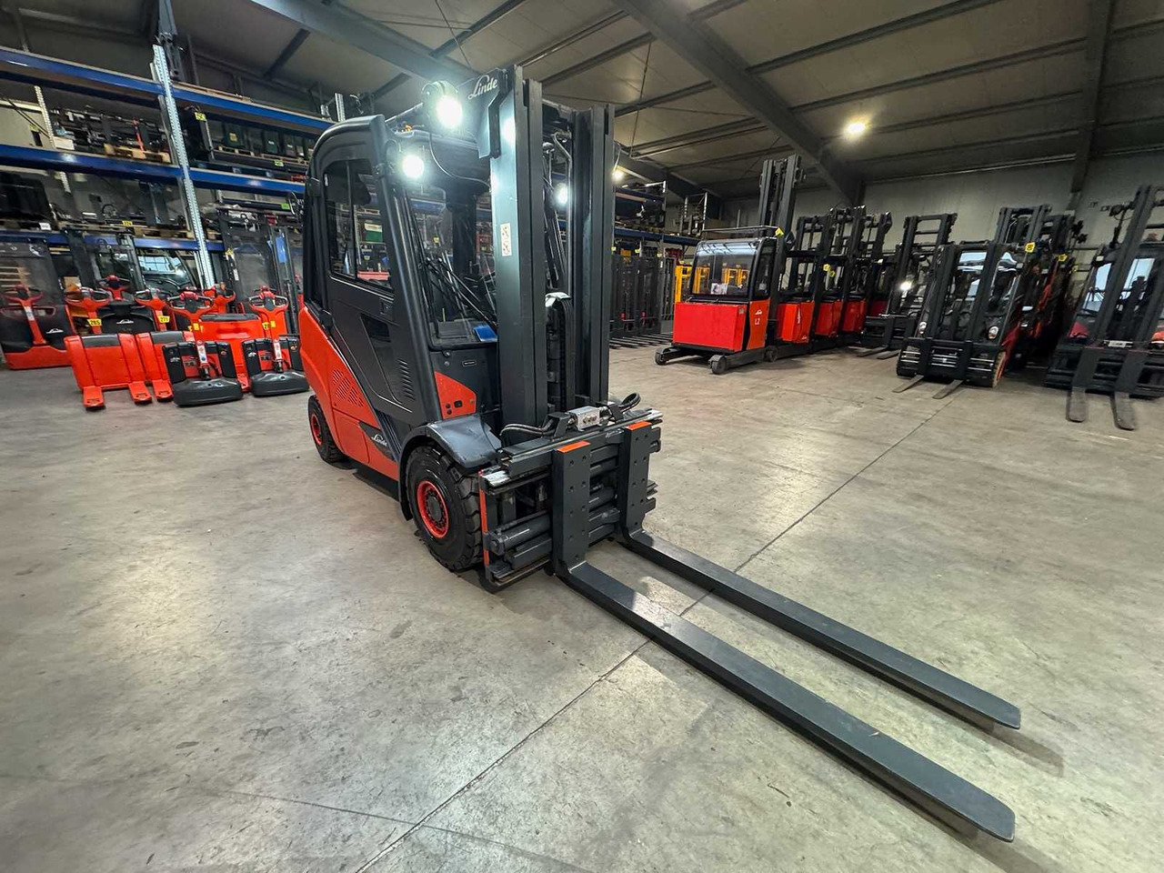2020 SERVICE + UVV 12/2026 LINDE H35T-02 3.500KG TRIPLEX 3.+4. - Forklift: picture 4 2020 SERVICE + UVV 12/2026 LINDE H35T-02 3.500KG TRIPLEX 3.+4. - Forklift: picture 4