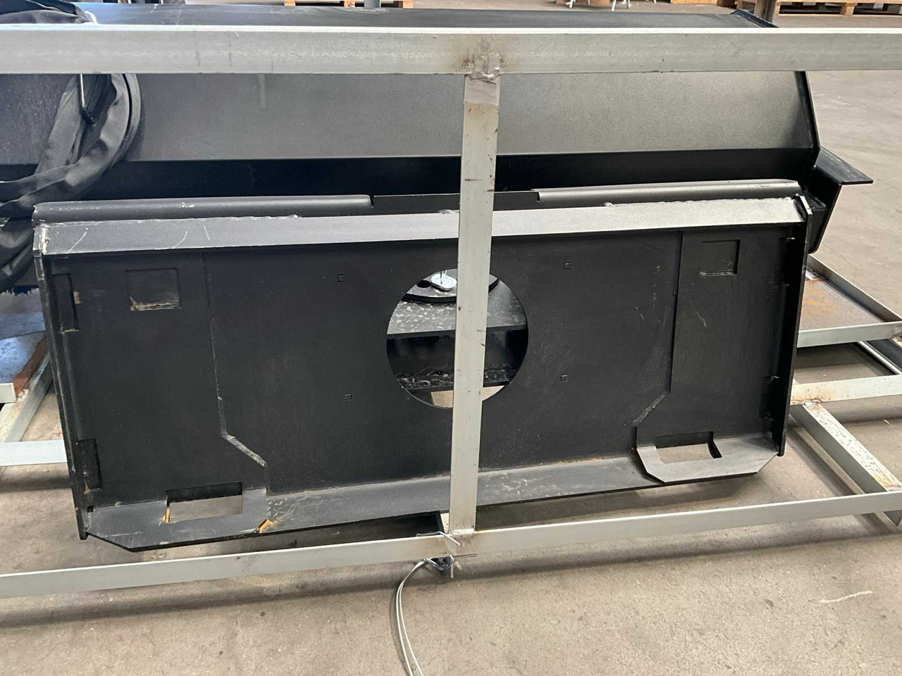 2025 72 INCH BROOM/SWEEPER FOR SKID STEER LOADER - Compact track loader: picture 3 2025 72 INCH BROOM/SWEEPER FOR SKID STEER LOADER - Compact track loader: picture 3