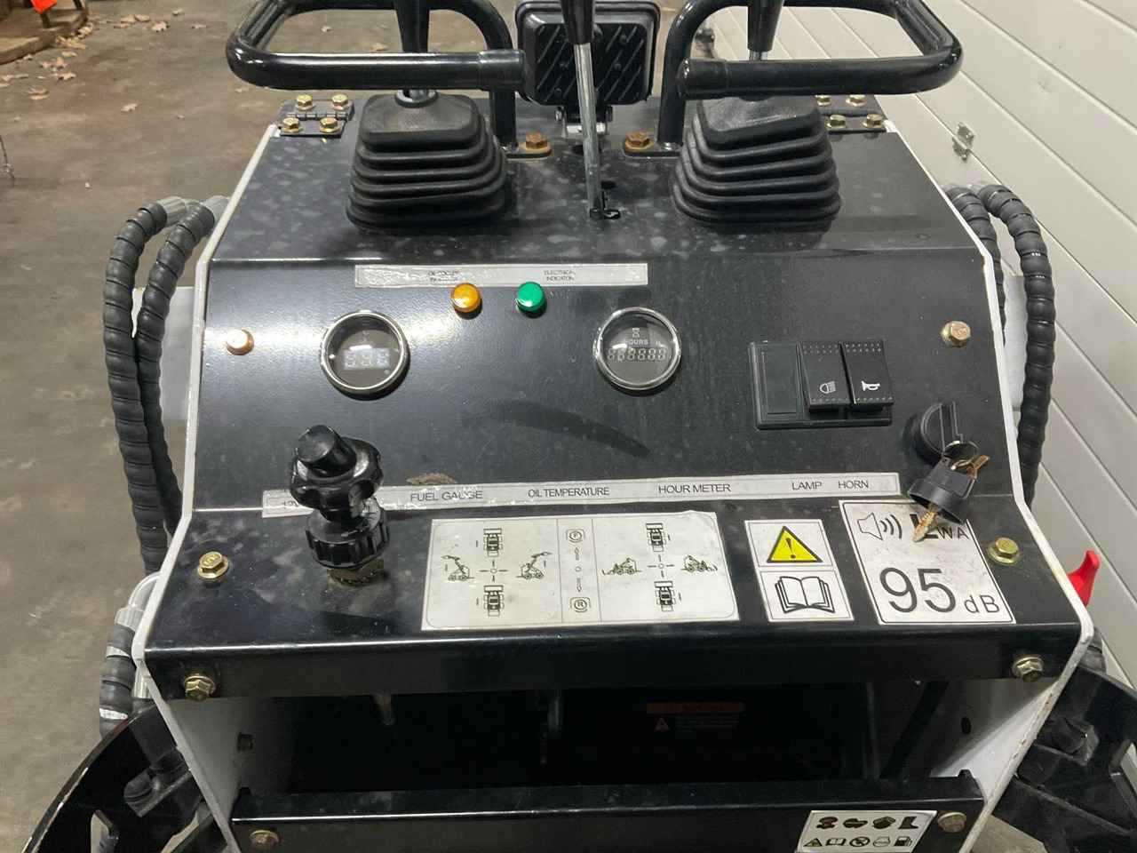 2025 JINING LIHUA HEAVY LRT 360 SKID STEER LOADER - Compact track loader: picture 5 2025 JINING LIHUA HEAVY LRT 360 SKID STEER LOADER - Compact track loader: picture 5