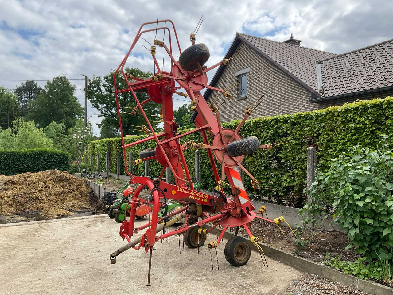 Agram - Hay and forage equipment: picture 2 Agram - Hay and forage equipment: picture 2