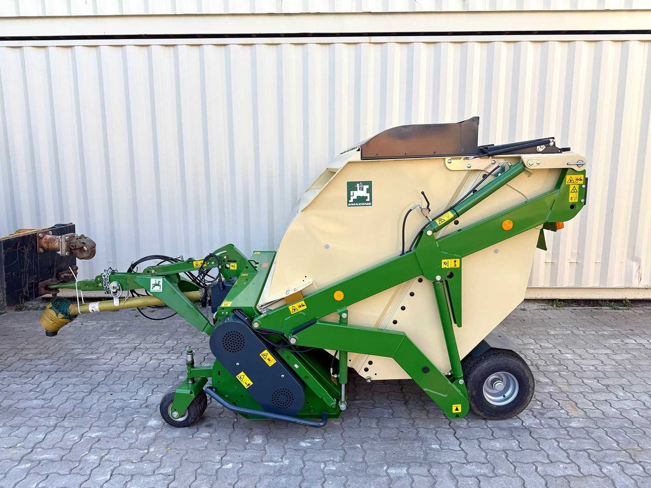 Amazone Grasshopper GHS 1800 Drive - Garden equipment: picture 2 Amazone Grasshopper GHS 1800 Drive - Garden equipment: picture 2