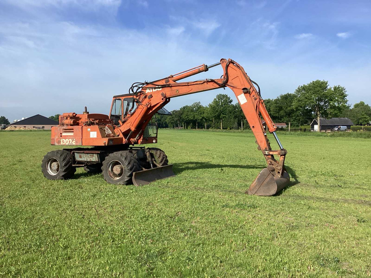 Atlas AB 1302 E - Wheel excavator: picture 2 Atlas AB 1302 E - Wheel excavator: picture 2