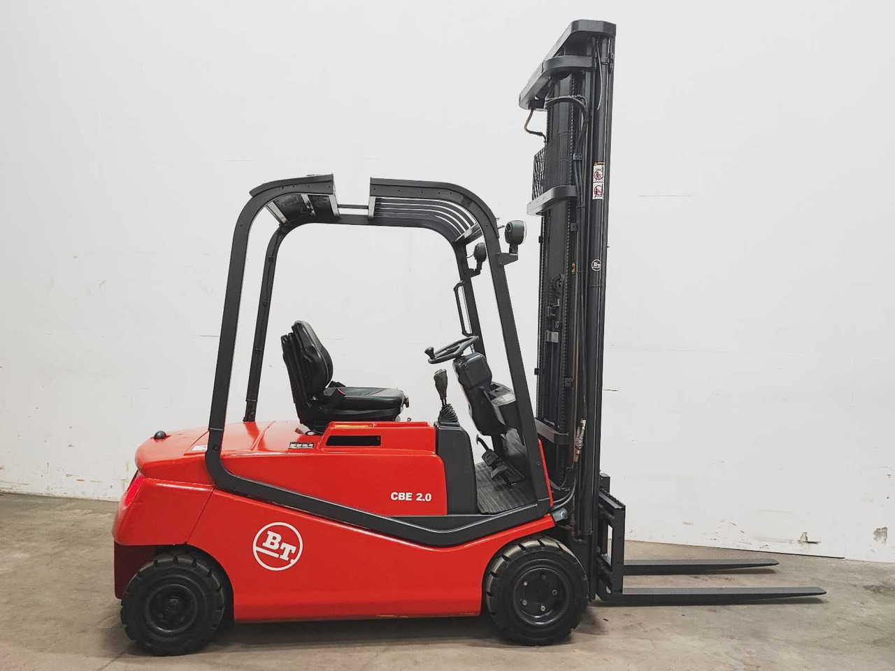 BT - 2002 - CBE 2.0F - FORKLIFT TRUCK - Forklift: picture 5 BT - 2002 - CBE 2.0F - FORKLIFT TRUCK - Forklift: picture 5
