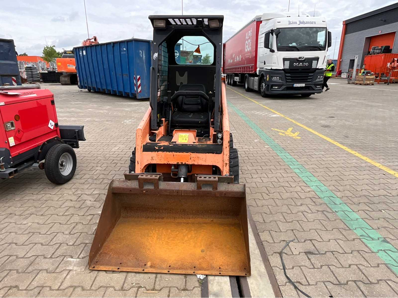 Bobcat S70 - Wheel loader: picture 2 Bobcat S70 - Wheel loader: picture 2