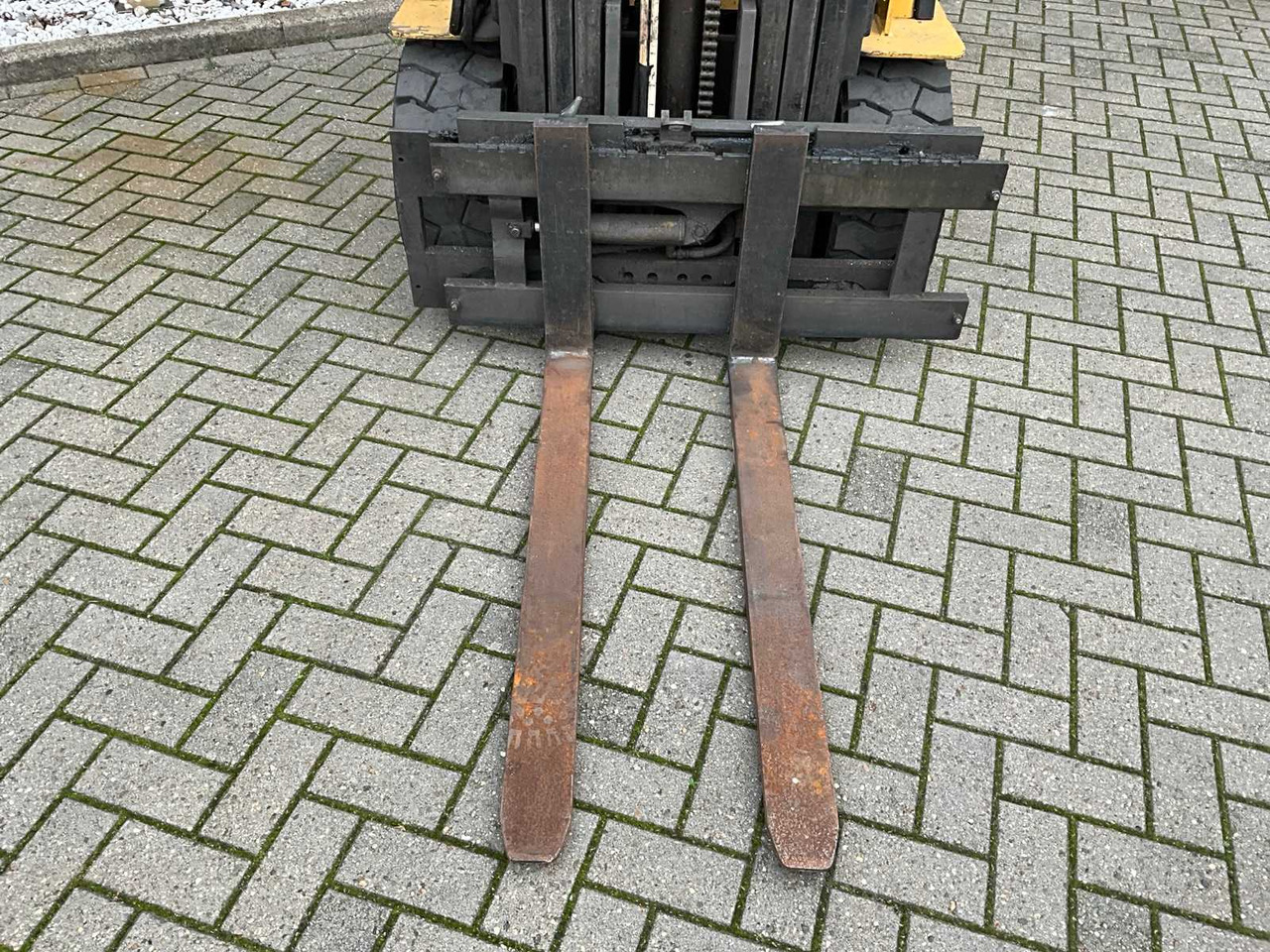 CATERPILLAR - F50DSA - FORKLIFT - Forklift: picture 5 CATERPILLAR - F50DSA - FORKLIFT - Forklift: picture 5