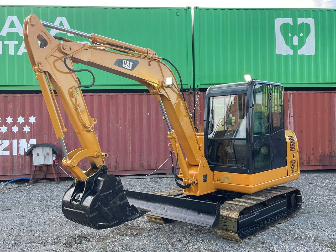 Caterpillar CATERPILLAR - 306 - MINI-EXCAVATOR - 2010 - Mini excavator: picture 1 Caterpillar CATERPILLAR - 306 - MINI-EXCAVATOR - 2010 - Mini excavator: picture 1