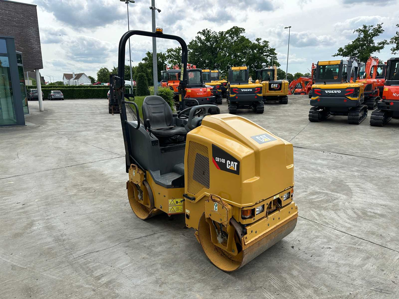 Caterpillar CB14 CB14B - Road roller: picture 3 Caterpillar CB14 CB14B - Road roller: picture 3