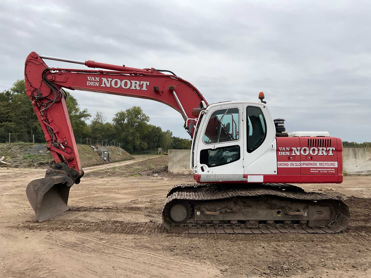 Doosan 2008 DOOSAN DX 180LC CRAWLER EXCAVATOR - Crawler excavator: picture 2 Doosan 2008 DOOSAN DX 180LC CRAWLER EXCAVATOR - Crawler excavator: picture 2