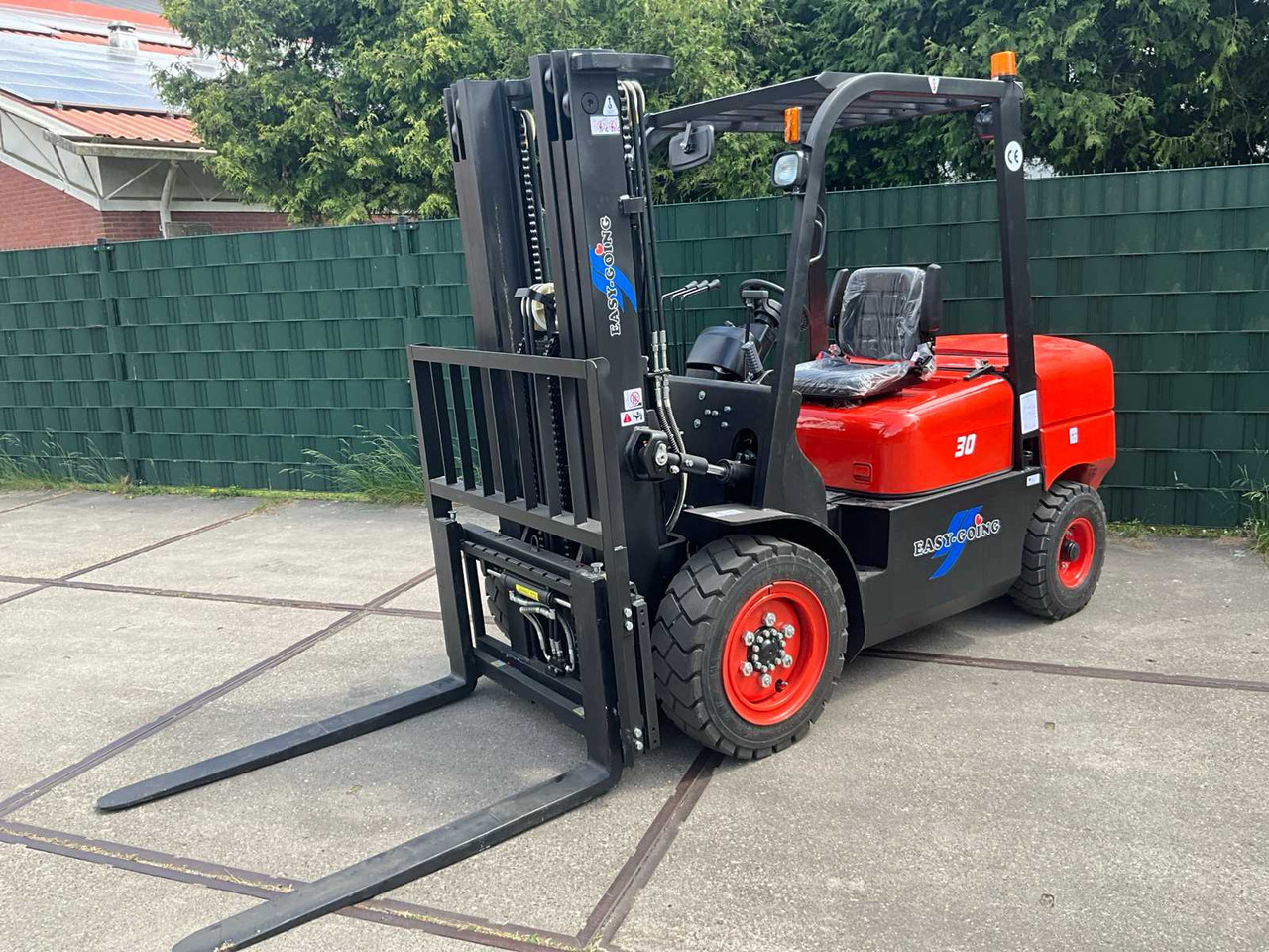 EASY-GOING - 3 TON - DIESEL - TRIPLE - FORKLIFT - 2025 - Forklift: picture 4 EASY-GOING - 3 TON - DIESEL - TRIPLE - FORKLIFT - 2025 - Forklift: picture 4