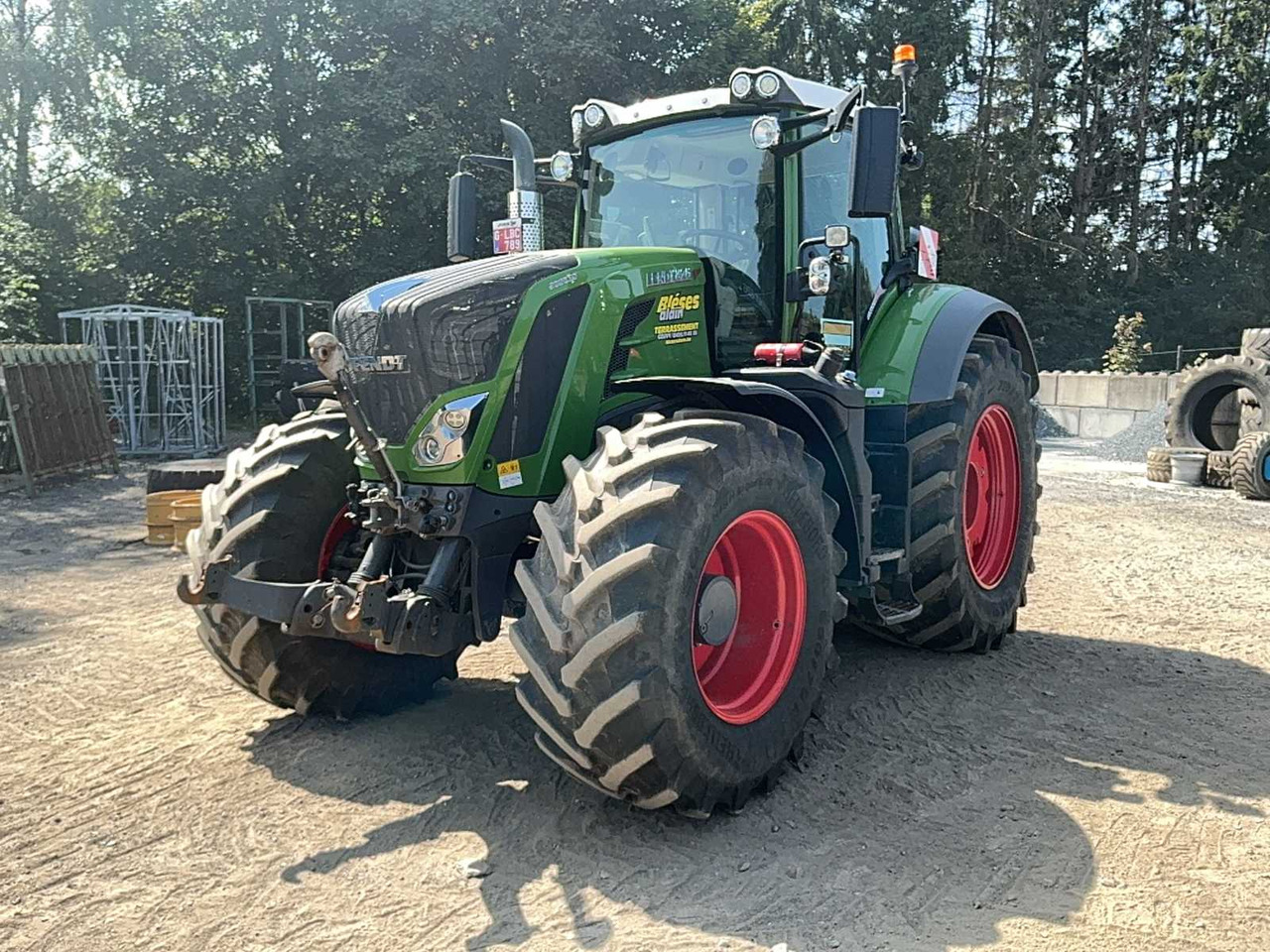 Fendt 826 Vario - Farm tractor: picture 1 Fendt 826 Vario - Farm tractor: picture 1