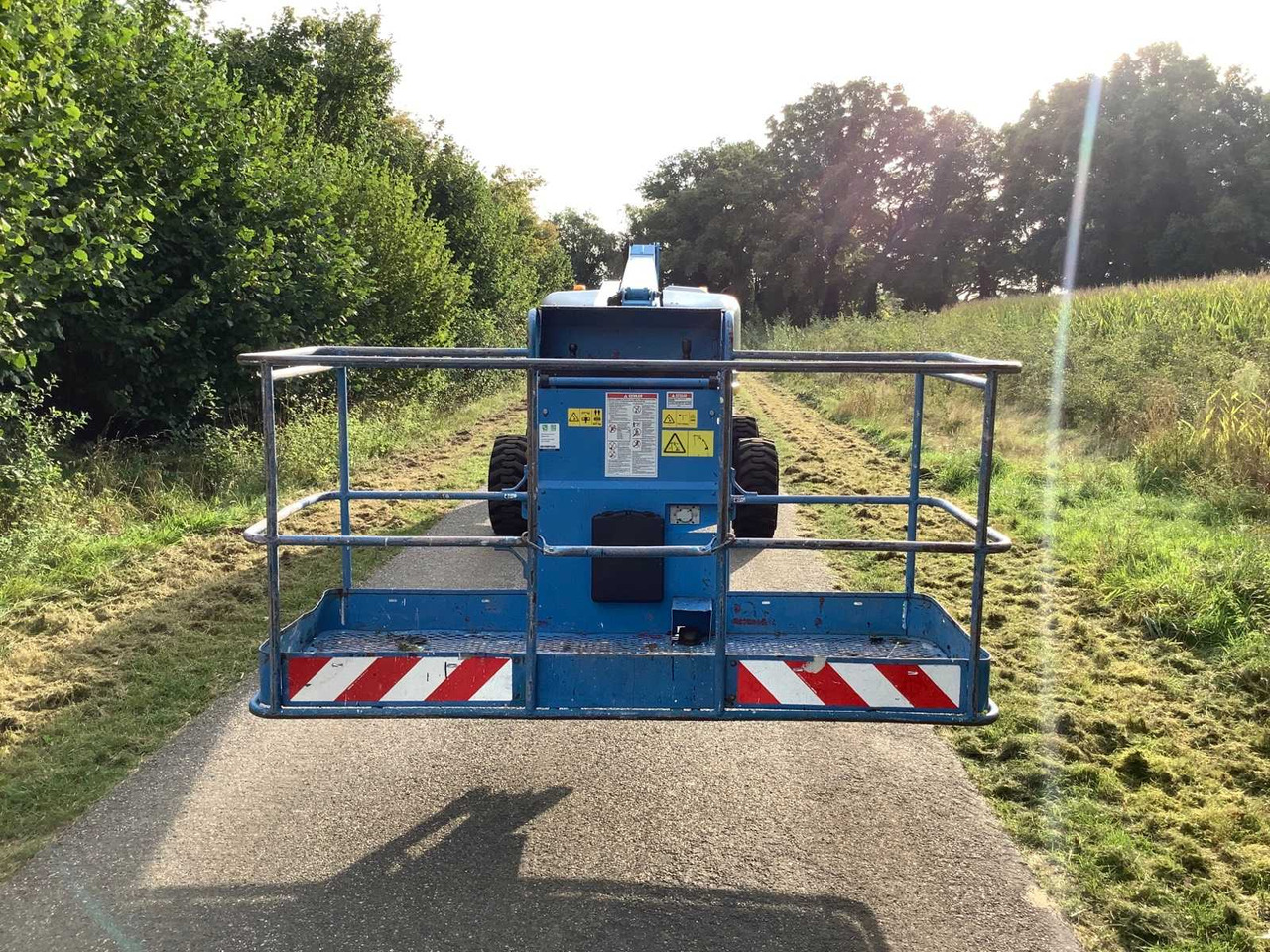 Genie S45 - Aerial platform: picture 5 Genie S45 - Aerial platform: picture 5