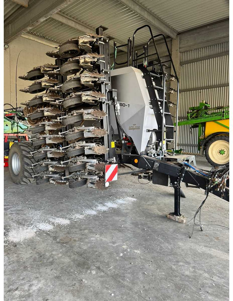 HORIZON DSX 60-16 - Sowing equipment: picture 4 HORIZON DSX 60-16 - Sowing equipment: picture 4