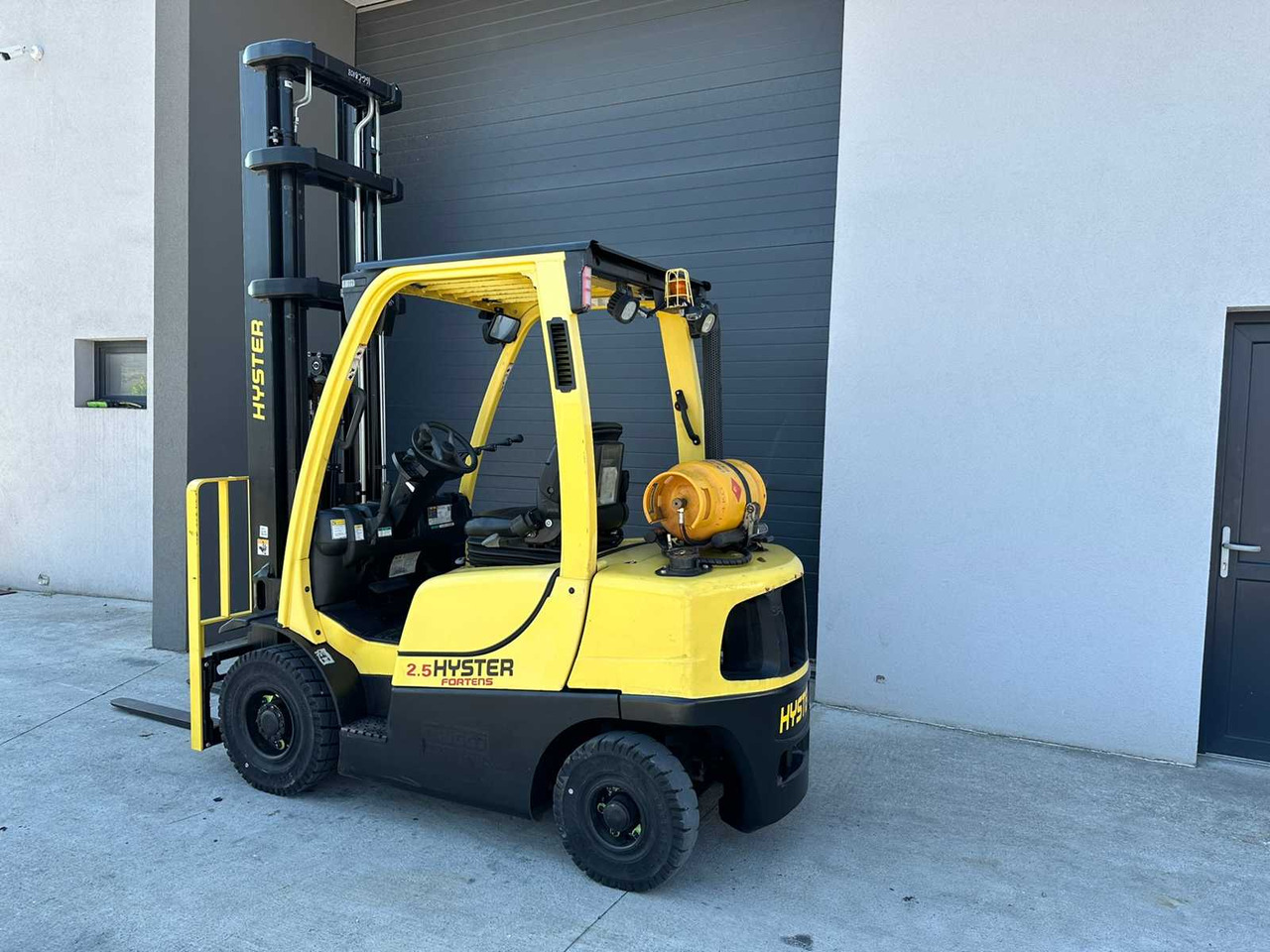 HYSTER - H2.5FT - FORKLIFT TRUCKS - 2016 - Forklift: picture 3 HYSTER - H2.5FT - FORKLIFT TRUCKS - 2016 - Forklift: picture 3